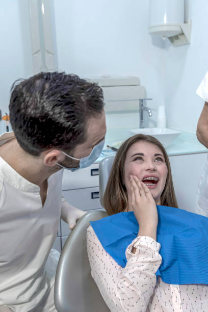Best Weekend Emergency Dental Services in Fort Shawnee, OH